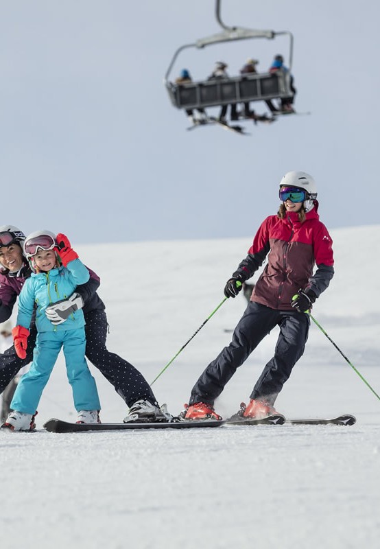 Skifahren im Familienurlaub im Salzburger Land© Mirja Geh Photography