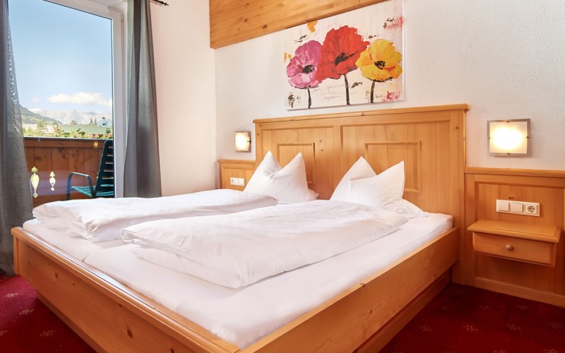 Doppelzimmer im Appartementhaus mit Balkon in St. Johann im Pongau