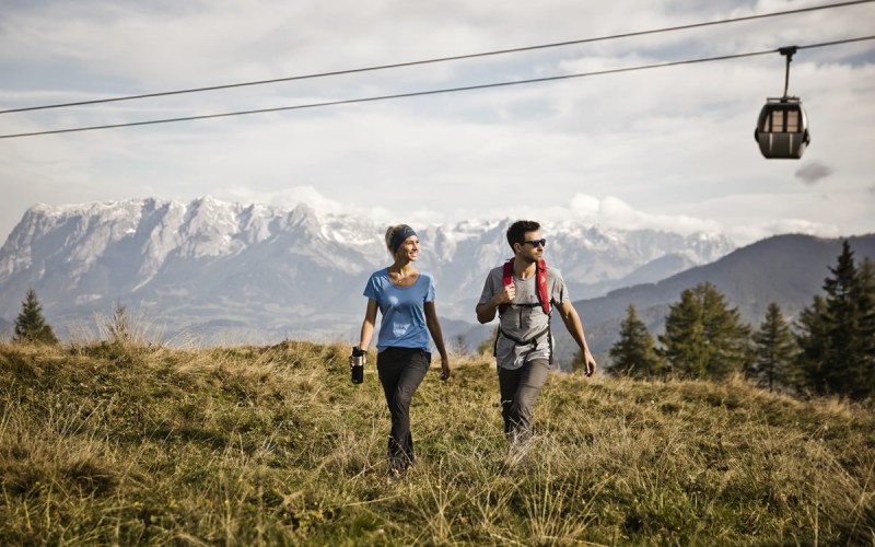 Seilbahnwandern im Wanderurlaub in Österreich © Mirja Geh Photography